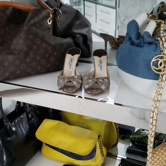 Jimmy Choo Shoes - JIMMY CH00. BEAUTIFUL.